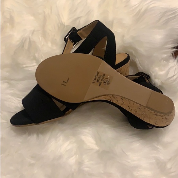 Open toe wedges - Picture 2 of 3